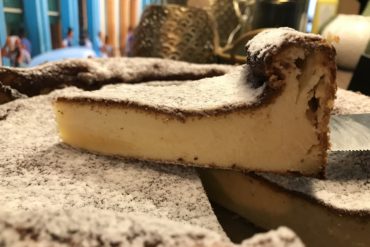 Käsekuchen San Sebastian